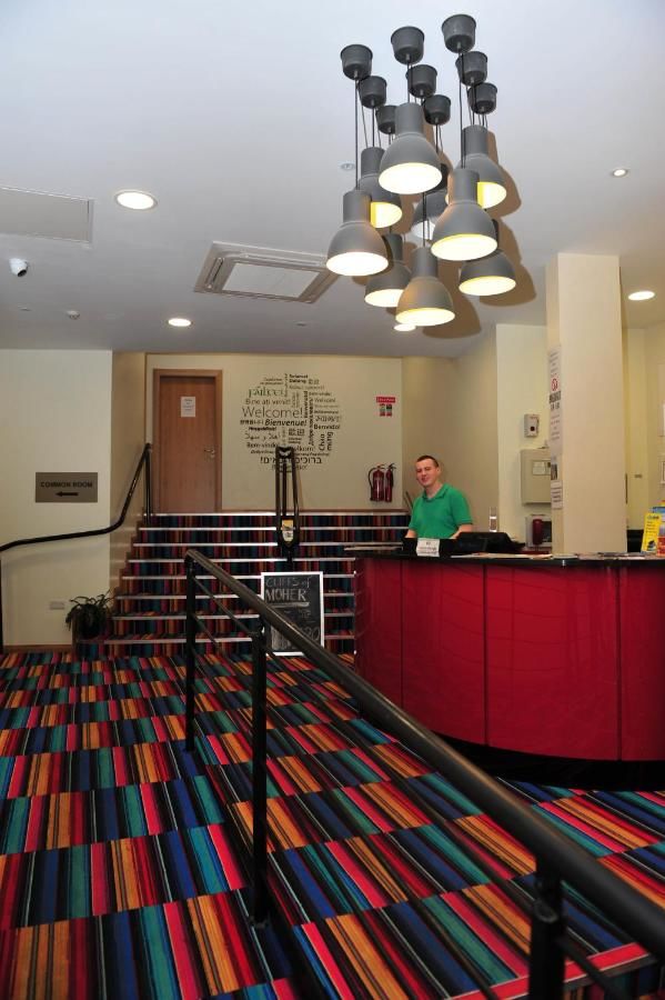 Хостелы Savoy Hostel Galway City Centre Голуэй-9